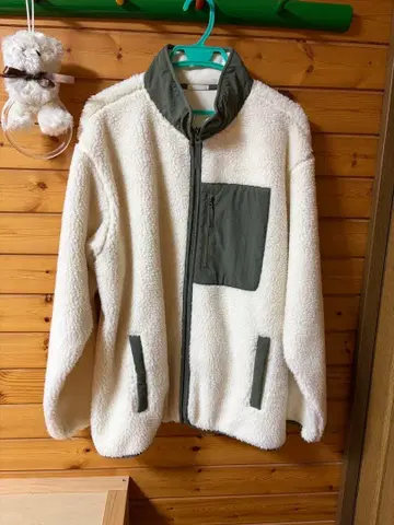 [새상품] GU 플리스 자켓 XL 화이트