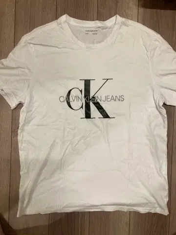 캘빈클라인 T셔츠