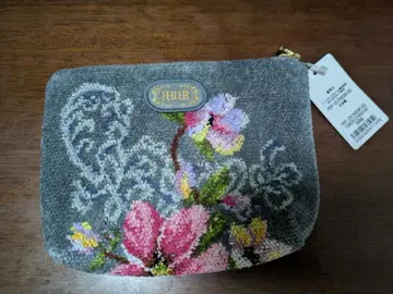 [새상품] FELLER 플라워 무늬 파우치 그레이
