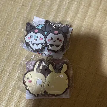 치이카와 산리오 토끼 모몽가 쿠로미 폼폼푸린 러버 키링