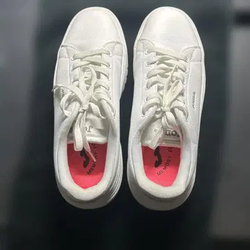 Joma 화이트 스니커즈 메모리폼