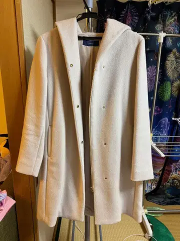 새상품급 클리닝 완료 SHIPS 후드 부착 울 코트 화이트 베이지