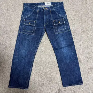 Niche. 틈새시장 데님 팬츠 부시 데님 셀비지 적귀