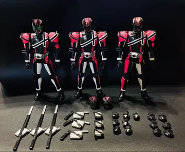 S.H. 피규아트 가면라이더 디케이드 3체 세트