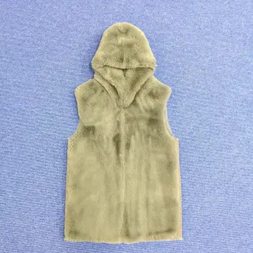 BARNEYS NEW YORK 후드 부착 인조 모피 베스트