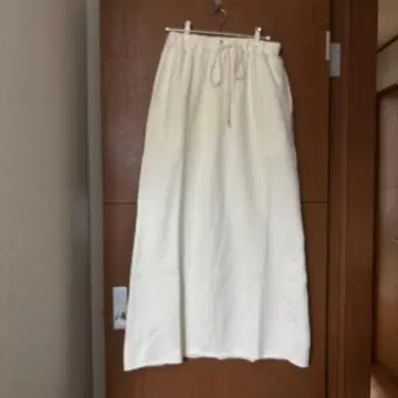 니코앤드 택 포함 새상품 erinko 프로듀스 쭈리 스커트