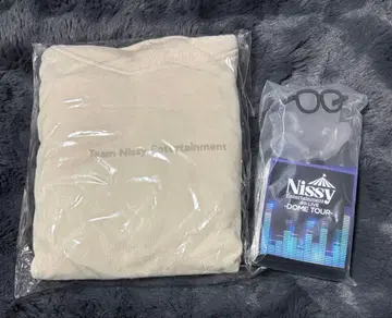 [ 미개봉 새상품 ] Nissy 프리미엄 굿즈 Nsy 후드티 응원봉