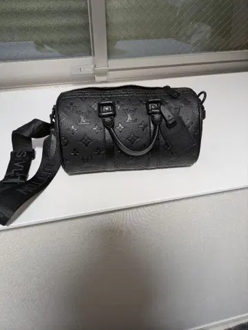 [ 미사용 새상품 ] 숄더백 [ 노브랜드입니다! ]