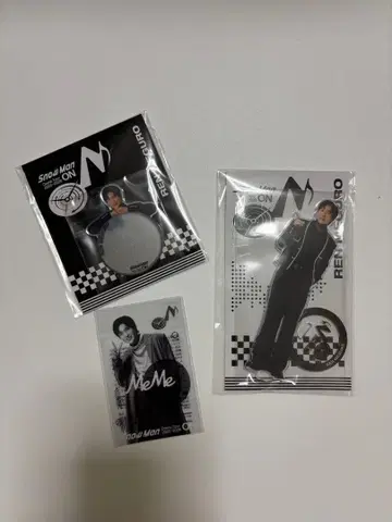 메구로 렌 아크릴 스탠드 클리어 스티커 거울 스티커 3종 세트