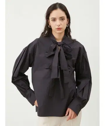 새상품 Mila Owen 스키퍼 리본 블라우스 손세탁 가능 리본