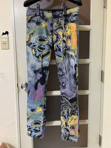 츠비 마블 무늬 스키니 팬츠 32