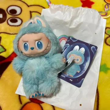 정품 LABUBU Big into Energy happines