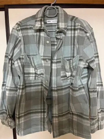 ZARA 체크 무늬 플란넬 셔츠