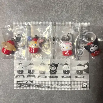 산리오 캐릭터즈 딸기 메지루시 액세서리 4점 세트