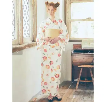 메종 드 플뢰르 카논 칸다 사야카 화이트 복숭아 유카타