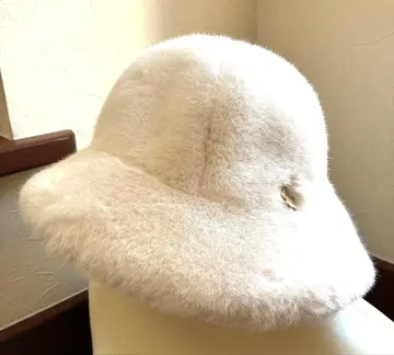 MARY QUANT 마리콴트 퍼 모자 화이트 복슬복슬 겨울 잡화