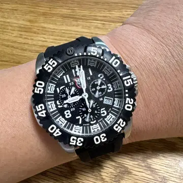 루미녹스 3180 쿼츠 크로노그래프