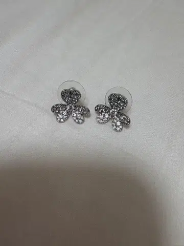 더 허니 비쥬 플라워 귀걸이