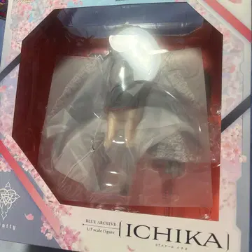 블루 아카이브 이치카 1/7 스케일 피규어