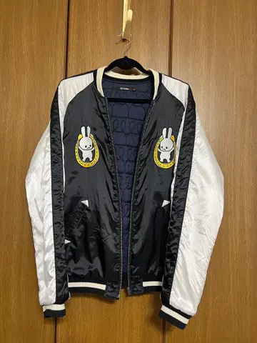 CUNE [말에 끌려간 사람] 스카잔 사이즈 4