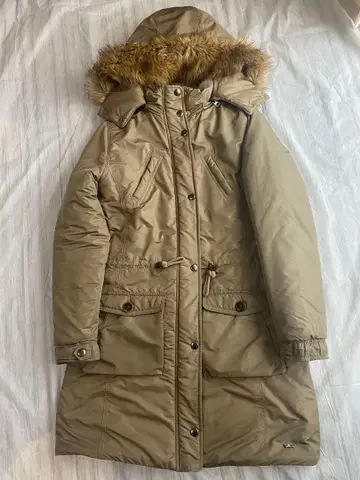 리바이스 다운 자켓 퍼 포함 사이즈 XS