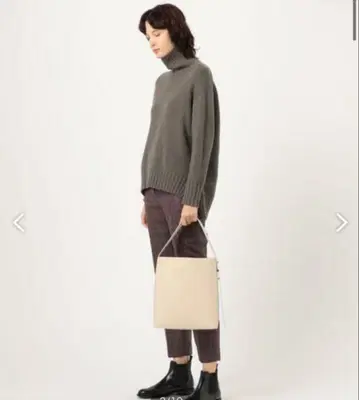 FEEL AND TASTE 호보 숄더백