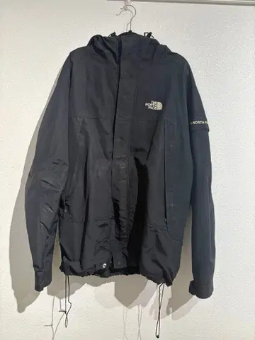 THE NORTH FACE 블랙 마운틴 파카