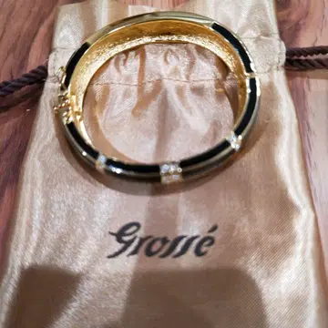 그로세 grosse 뱅글 블랙 x 골드