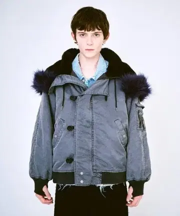 Camphor Wood 피그먼트 페이드 가공 N-2B 플라이트 재킷