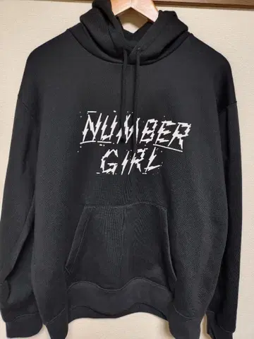 NUMBER GIRL 아레와레와 갸쿠훈샤데아루 후드티 XL