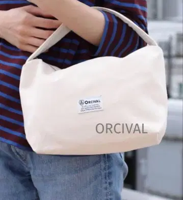 미사용 새상품 ORCIVAL 오르치발 코튼 런치백 에크루 컬러