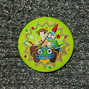 디즈니 자수 캔뱃지 4개 세트