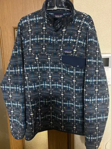 Patagonia 신틸라 스냅T 올 패턴 기하학 패턴 M 사이즈