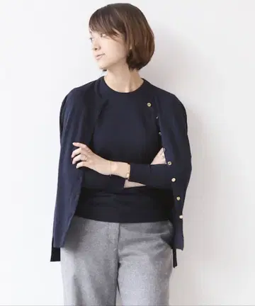 두지엠 클라세 FF 30 크루넥 가디건 네이비