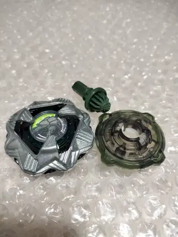 베이블레이드 X 블랙쉘 4-60D 레어1