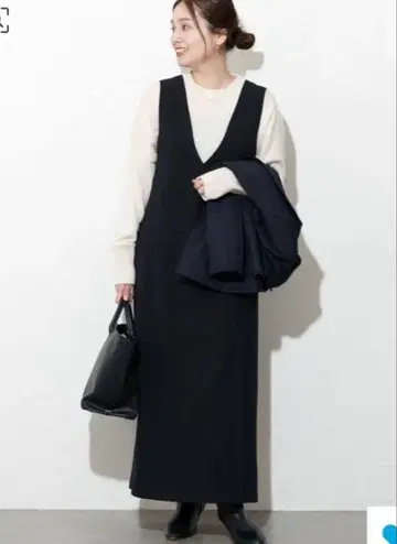 저널 스탠다드 V넥 오버롤 스커트 블랙 살로펫