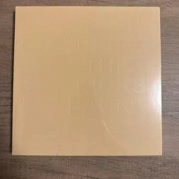 'BRING THE KICKS BACK' 아트북