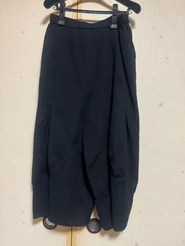 센소유니코 지우 팬츠