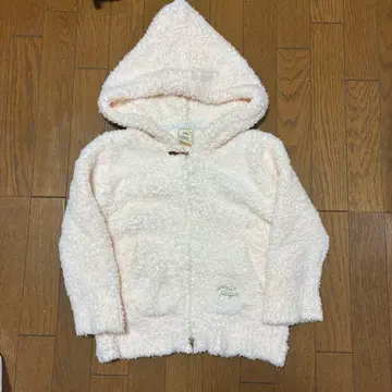 젤라또피케 후드 부착 룸웨어와 숏팬츠 세트