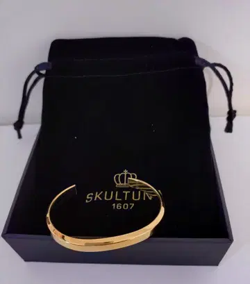 스크루투나 뱅글 [골드] 팔찌 미사용 새상품 초특가 상품