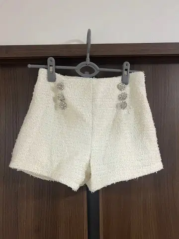MINAGRAM 아이보리 트위드 숏팬츠