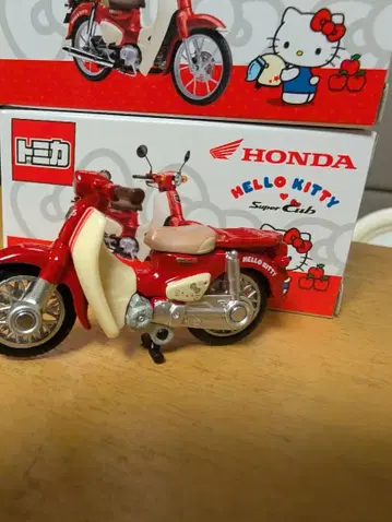 HONDA 정품 산리오 특주 HELLO KITTY 슈퍼커브 2개 세트