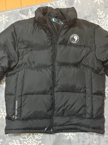 Town & Country 블랙 다운 자켓 L 사이즈