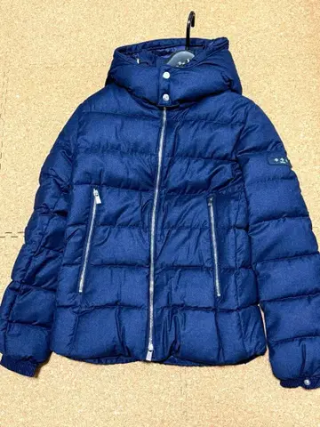 택 포함 새상품 TATRAS 도미치아노 네이비 02 사이즈