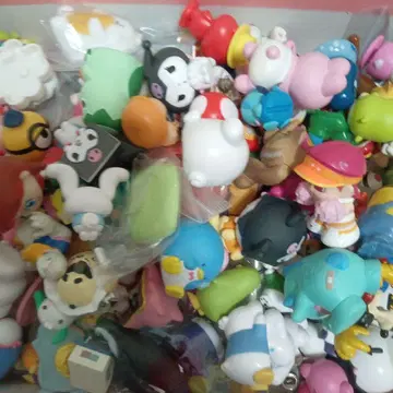 캐릭터 피규어 묶음 판매 150점 이상