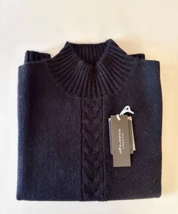 CASHMERE 블랙 하이넥 스웨터 M