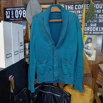 샌드 블래스터 바이 어택 더 마인드 7 숄 가디건