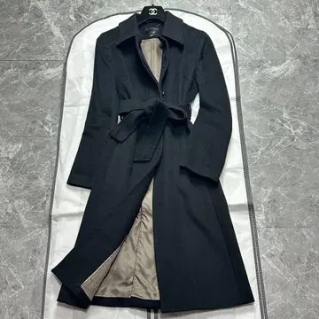 컨디션 최상 캐시미어 100% 에프데 벨티드 코트 블랙 M