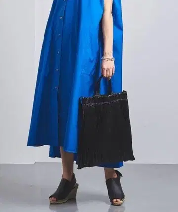 UNITED ARROWS UWSC 메탈릭 플리츠 토트백