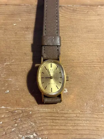OMEGA DEVILLE 라운드 수동 와인딩 VINTAGE 워치